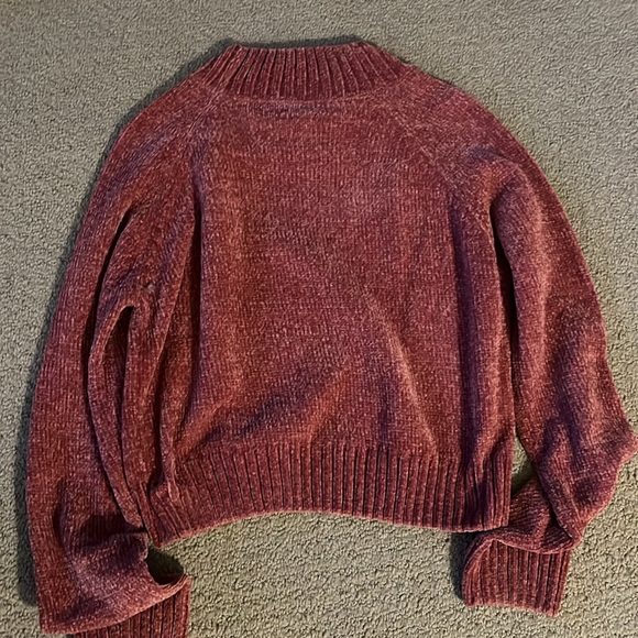 women’s sweater - Picture 2 of 3